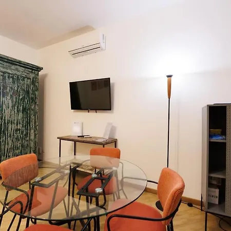 Dante Super Next Metro By Houseinnaples * Неаполь