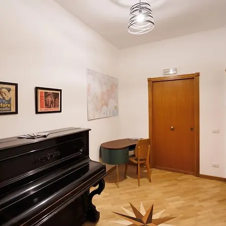 Dante Super Next Metro By Houseinnaples Apartment *
